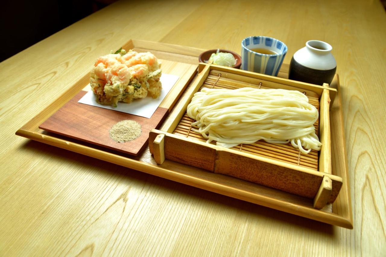 Отель Rembrandt Style Tokyo Nishikasai Экстерьер фото