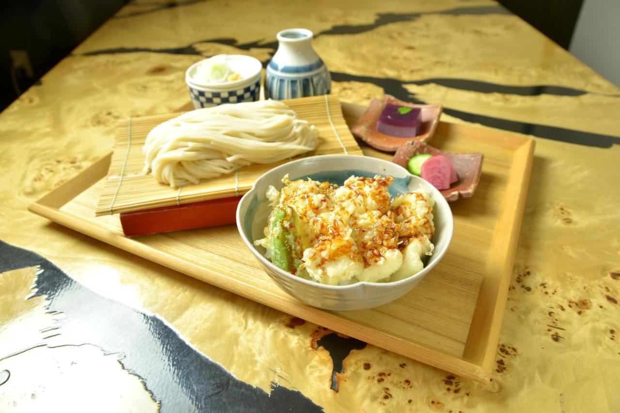 Отель Rembrandt Style Tokyo Nishikasai Экстерьер фото