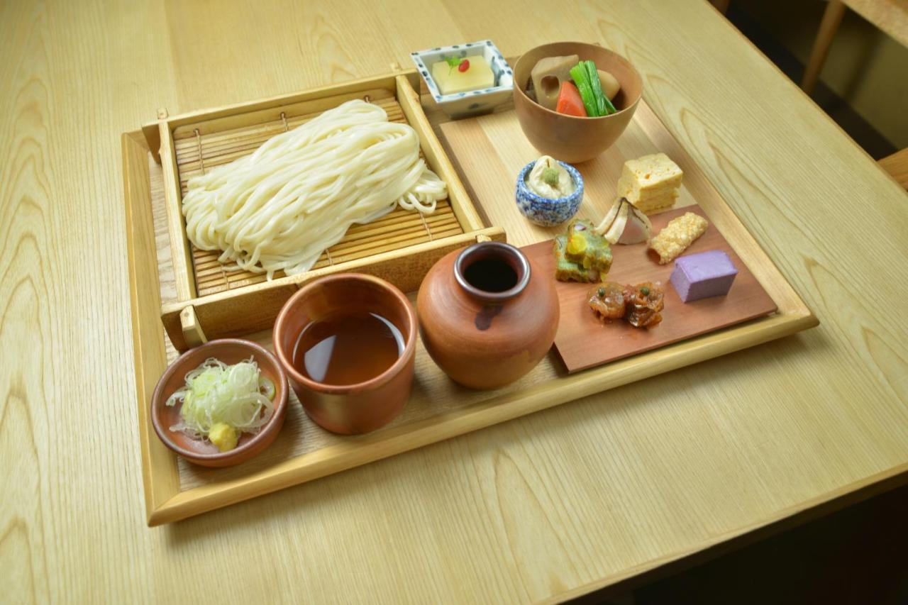 Отель Rembrandt Style Tokyo Nishikasai Экстерьер фото